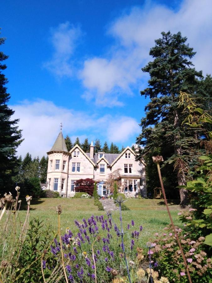 Tigh Na Sgiath Country House Hotel Grantown-on-Spey Екстериор снимка